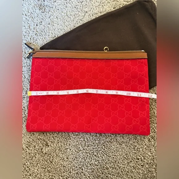 NEW Gucci Red Zip Clutch/Cosmetic Bag Nylon Portfolio - Picture 5 of 6
